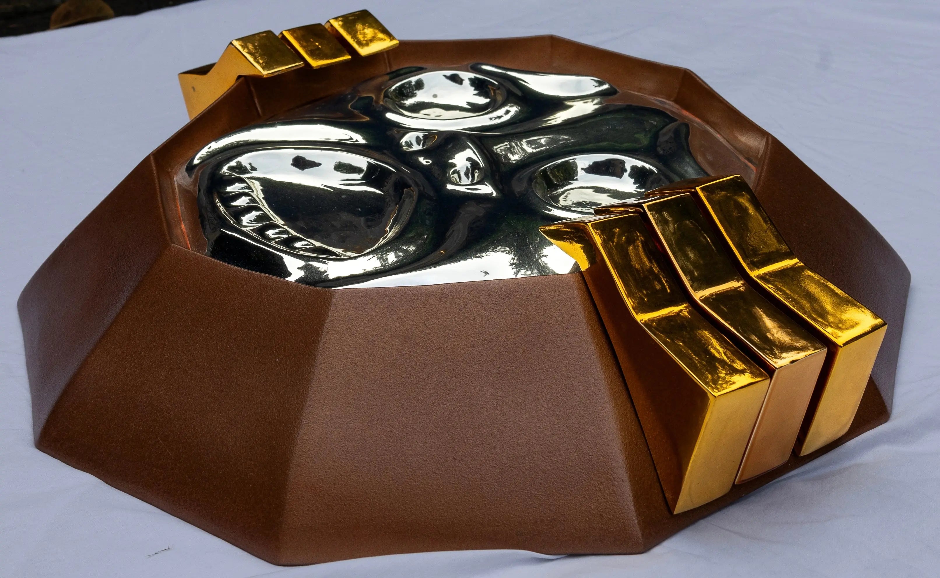 Mirror Shield // Majora's Mask - The Legend of Zelda Cosplay Replica Prop (Pre Order) - Legend of Zanon