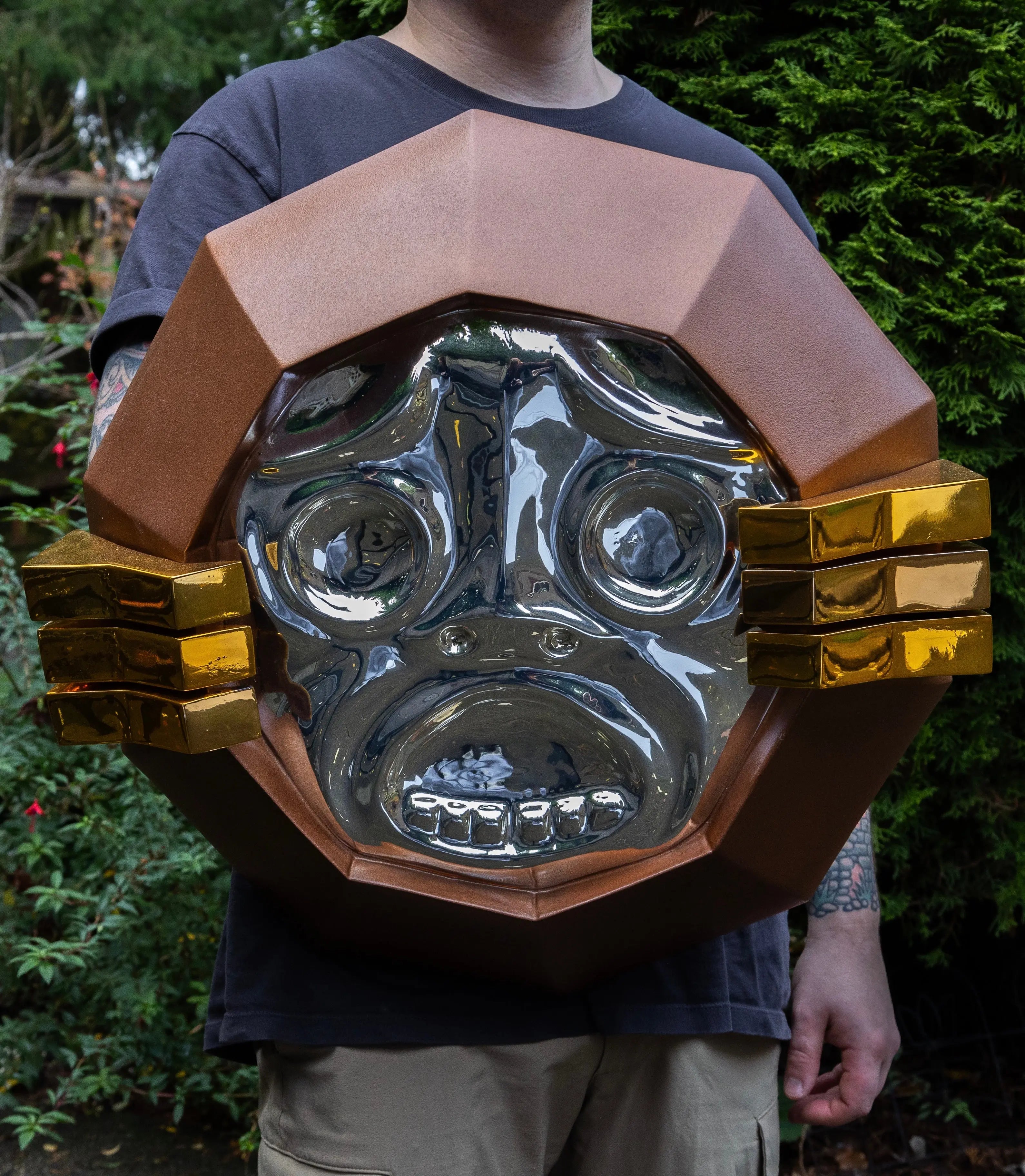 Mirror Shield // Majora's Mask - The Legend of Zelda Cosplay Replica Prop (Pre Order) - Legend of Zanon