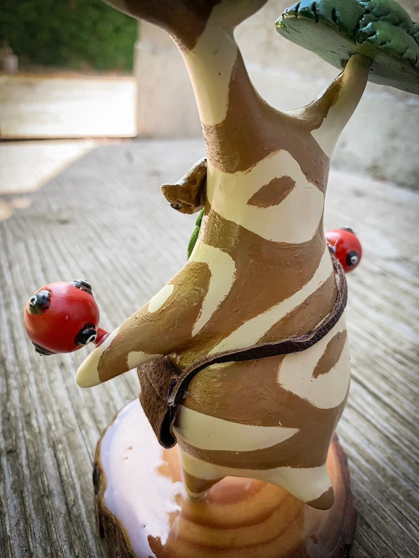 Back of Hestu statue